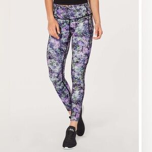 Lululemon Fast and Free Tight 25", Nulux, 10, EUC, Vivid Vision Multi Black